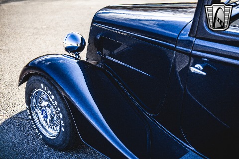 1934 Ford 3 Window image 45