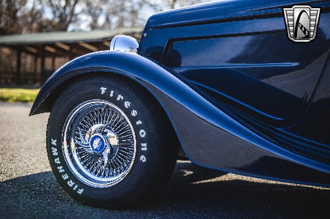 1934 Ford 3 Window image 46