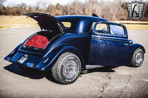 1934 Ford 3 Window image 73