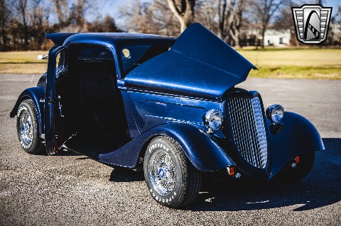 1934 Ford 3 Window image 74