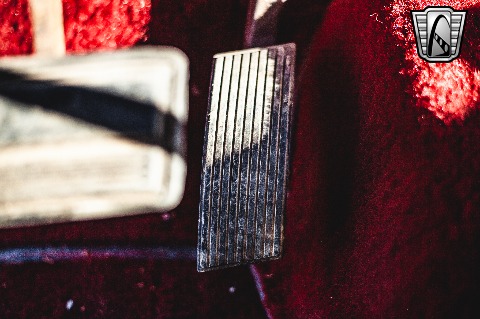 1934 Ford 3 Window image 100