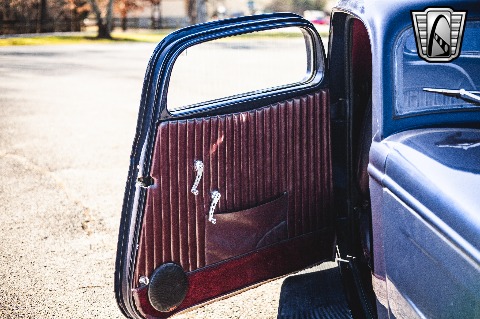 1934 Ford 3 Window image 101