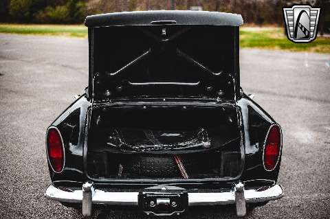 1963 Sunbeam Alpine image 137