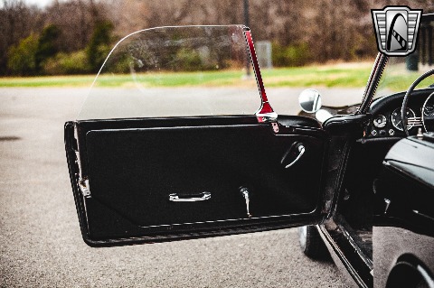 1963 Sunbeam Alpine image 91