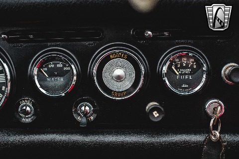 1963 Sunbeam Alpine image 102