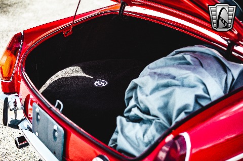 1972 MG MGB image 134