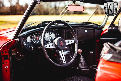 1972 MG MGB image 103