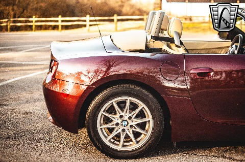 2005 BMW Z4 image 31