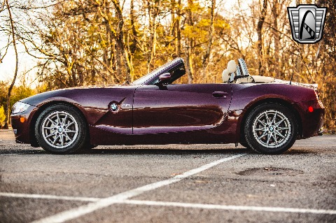 2005 BMW Z4 image 9