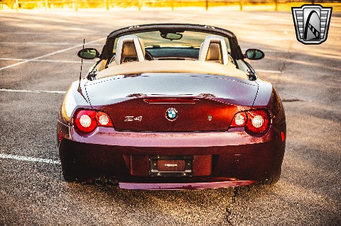 2005 BMW Z4 image 13