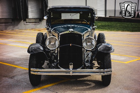 1930 Graham-Paige 4 door sedan image 4