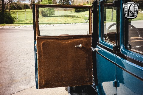 1930 Graham-Paige 4 door sedan image 113