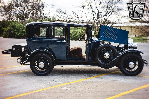 1930 Graham-Paige 4 door sedan image 88