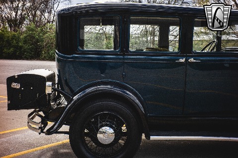 1930 Graham-Paige 4 door sedan image 37