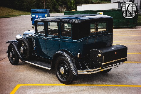 1930 Graham-Paige 4 door sedan image 12