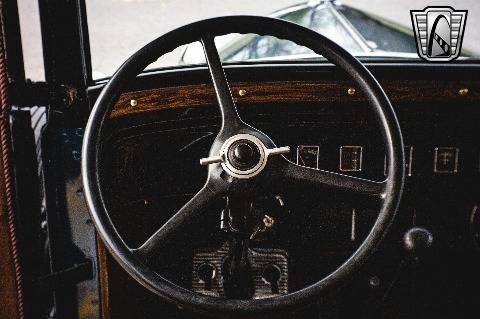 1930 Graham-Paige 4 door sedan image 117