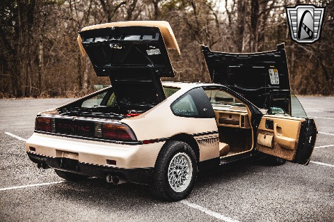 1987 Pontiac Fiero image 82