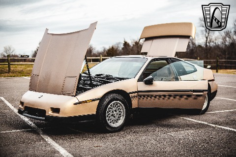1987 Pontiac Fiero image 80