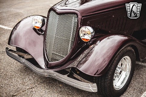 1934 Ford 3 Window image 29