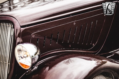 1934 Ford 3 Window image 36