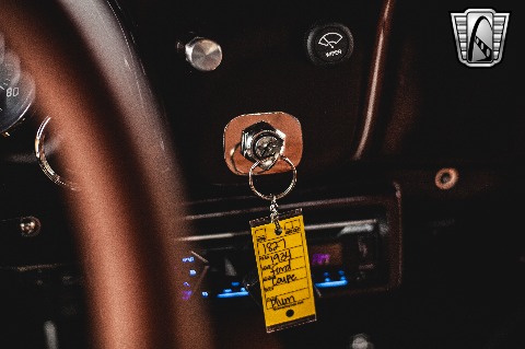 1934 Ford 3 Window image 88