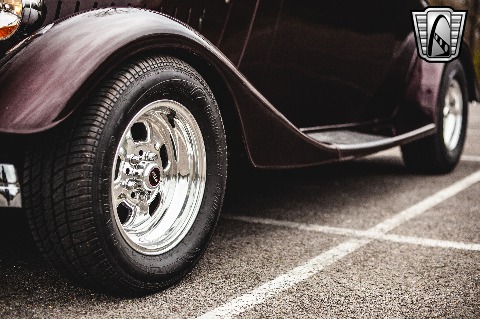 1934 Ford 3 Window image 39