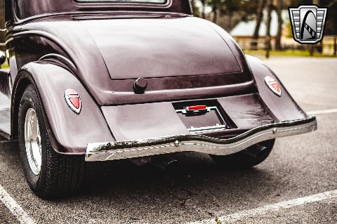 1934 Ford 3 Window image 44