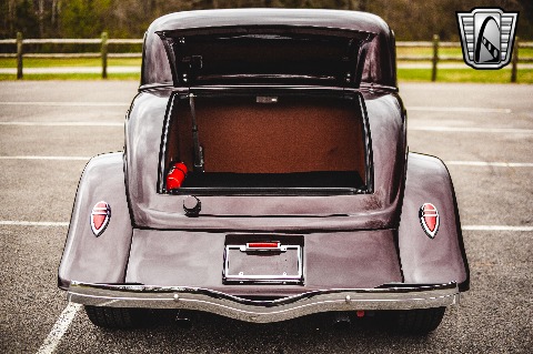 1934 Ford 3 Window image 102