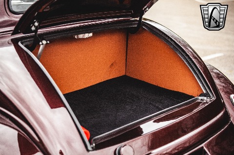 1934 Ford 3 Window image 103