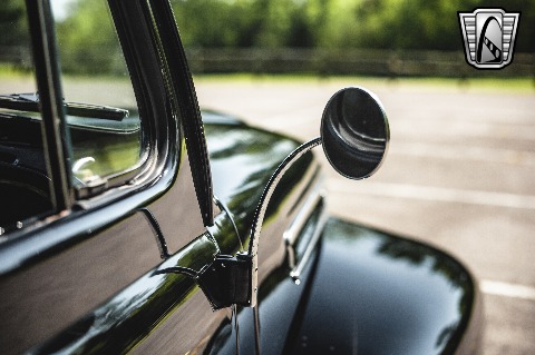 1950 Ford F1 image 68