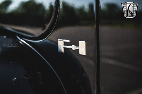 1950 Ford F1 image 43