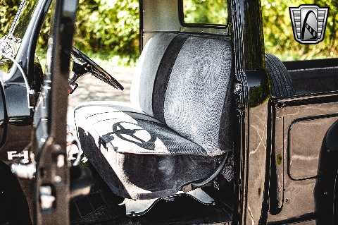 1950 Ford F1 image 102