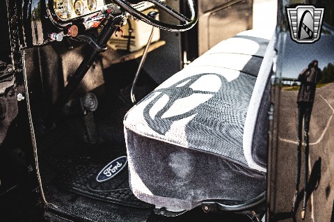 1950 Ford F1 image 104