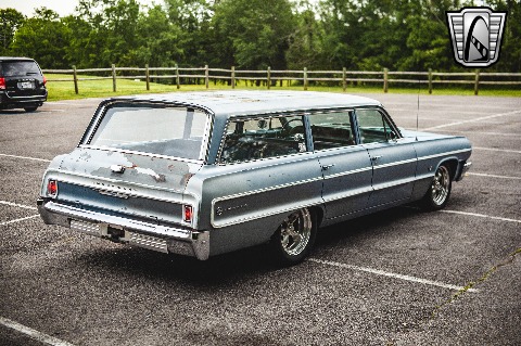 1964 Chevrolet Impala image 16