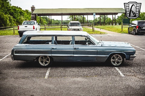 1964 Chevrolet Impala image 19