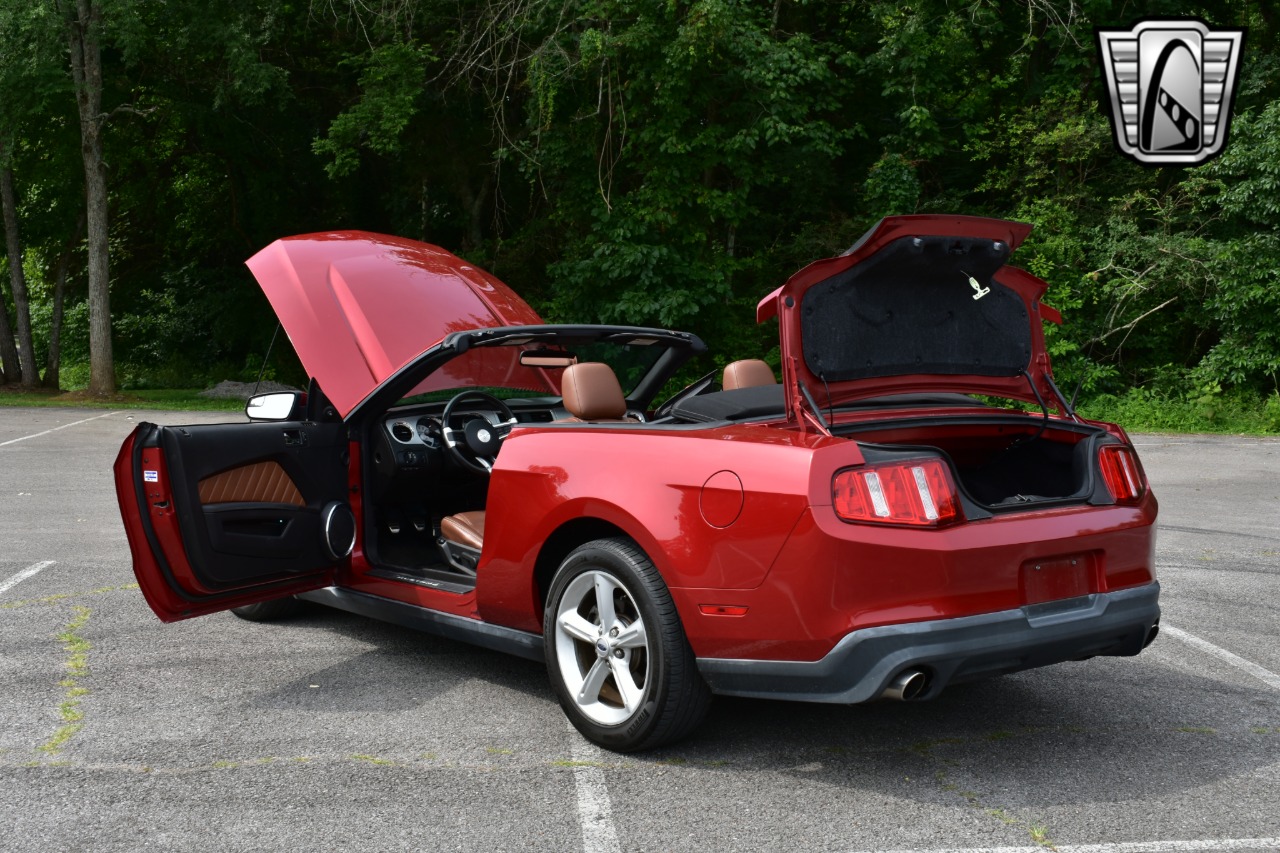 2011 Ford Mustang 44