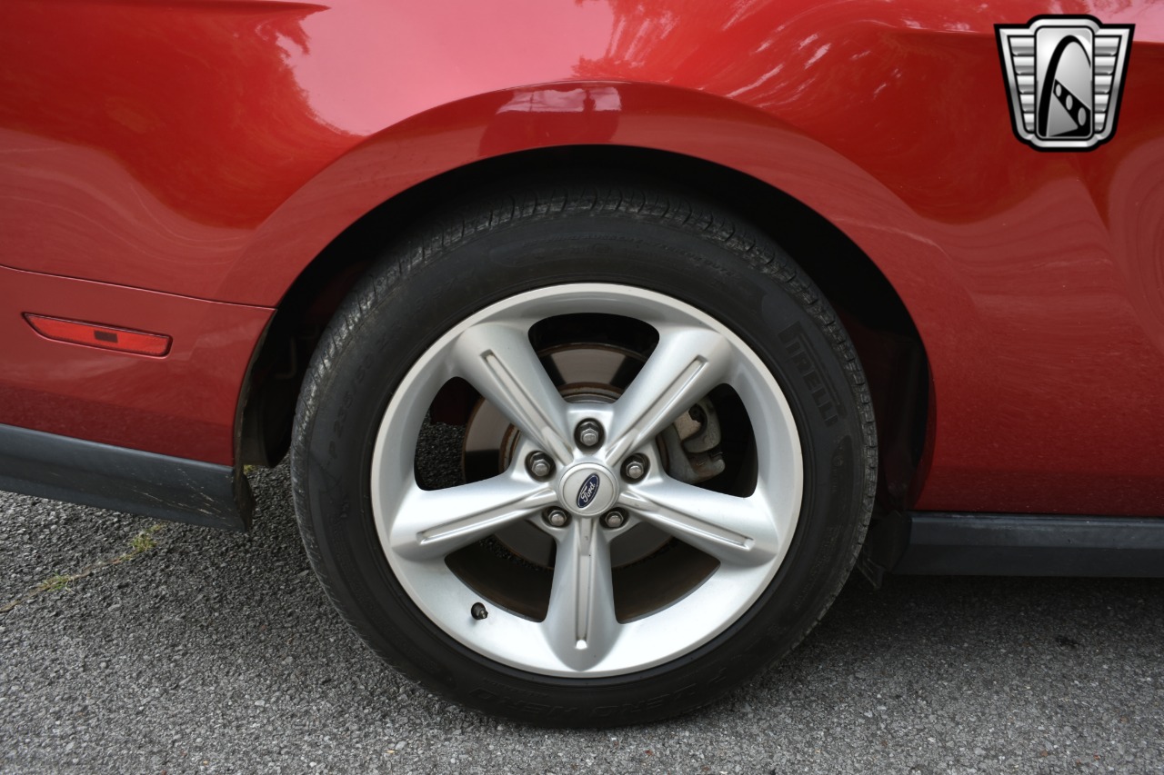 2011 Ford Mustang 86