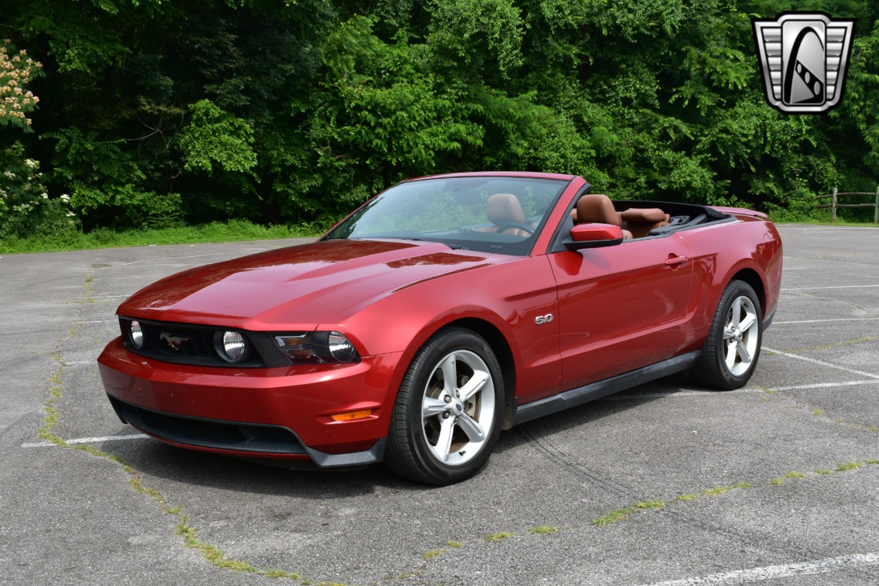 2011 Ford Mustang 24