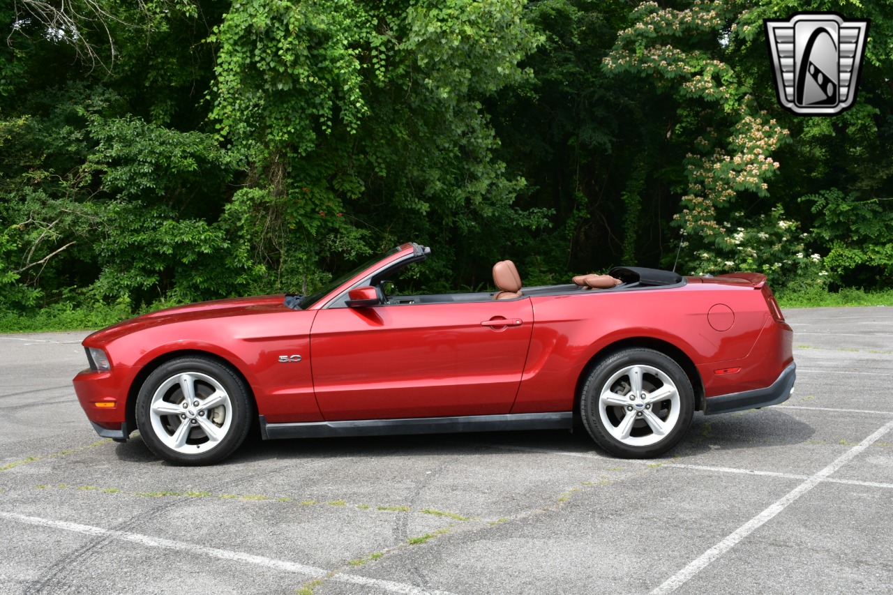 2011 Ford Mustang 26