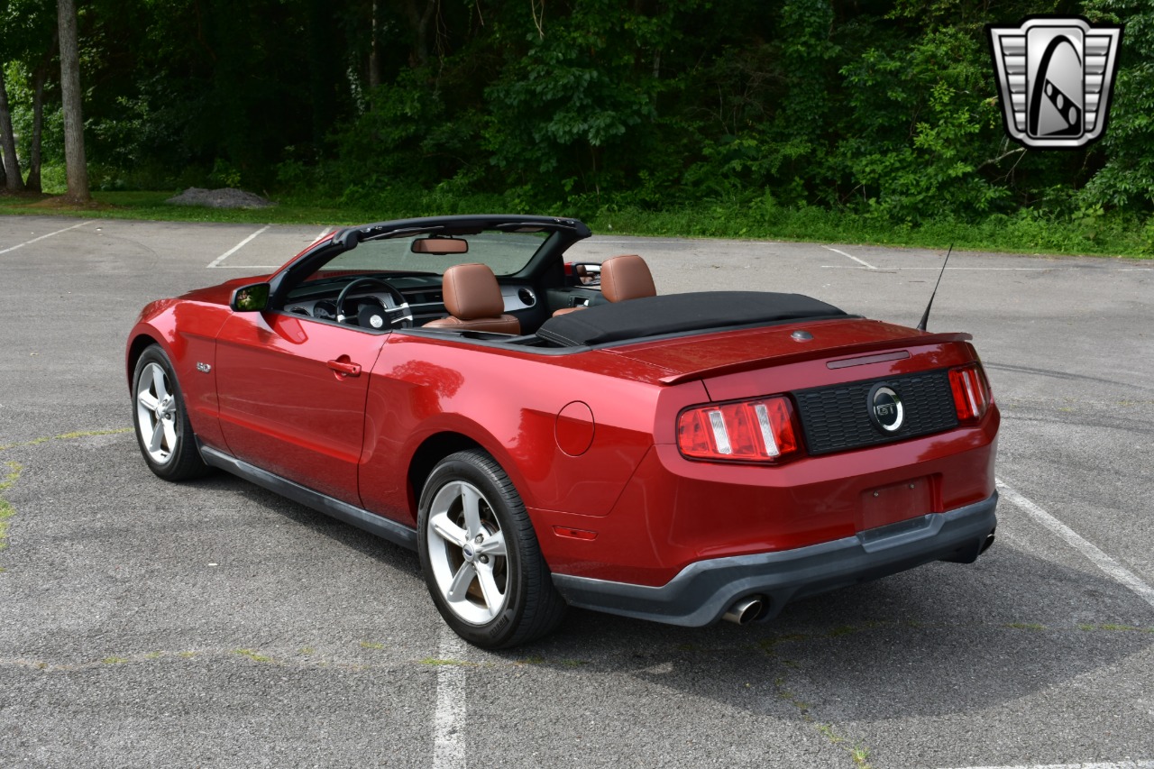 2011 Ford Mustang 28