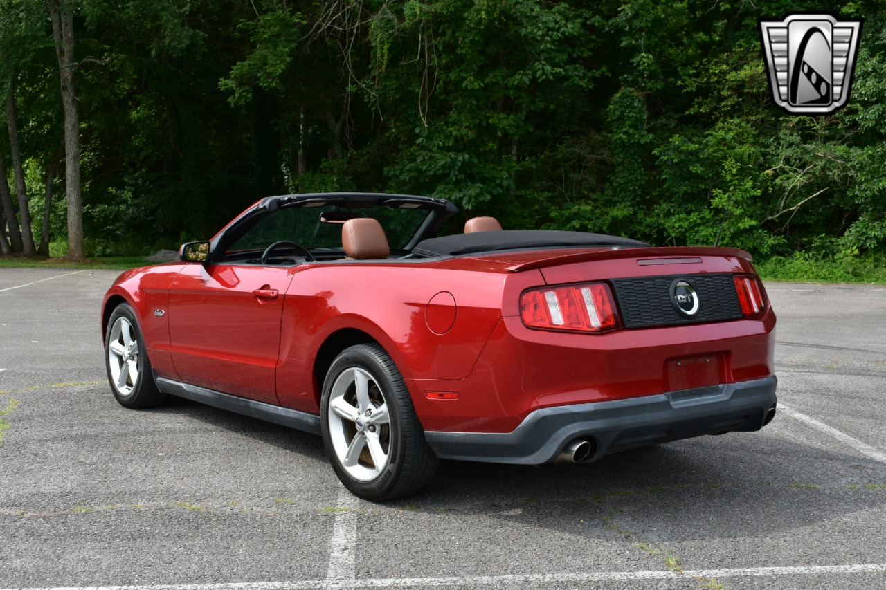 2011 Ford Mustang 29