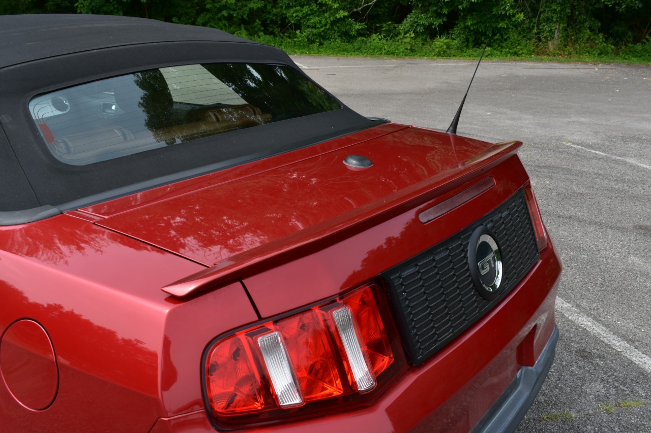 2011 Ford Mustang 81