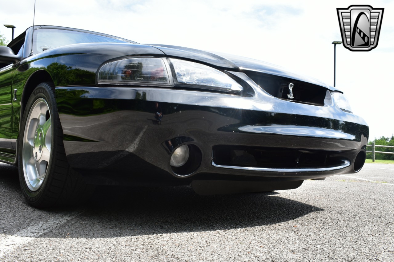 1995 Ford Mustang SVT Cobra 63