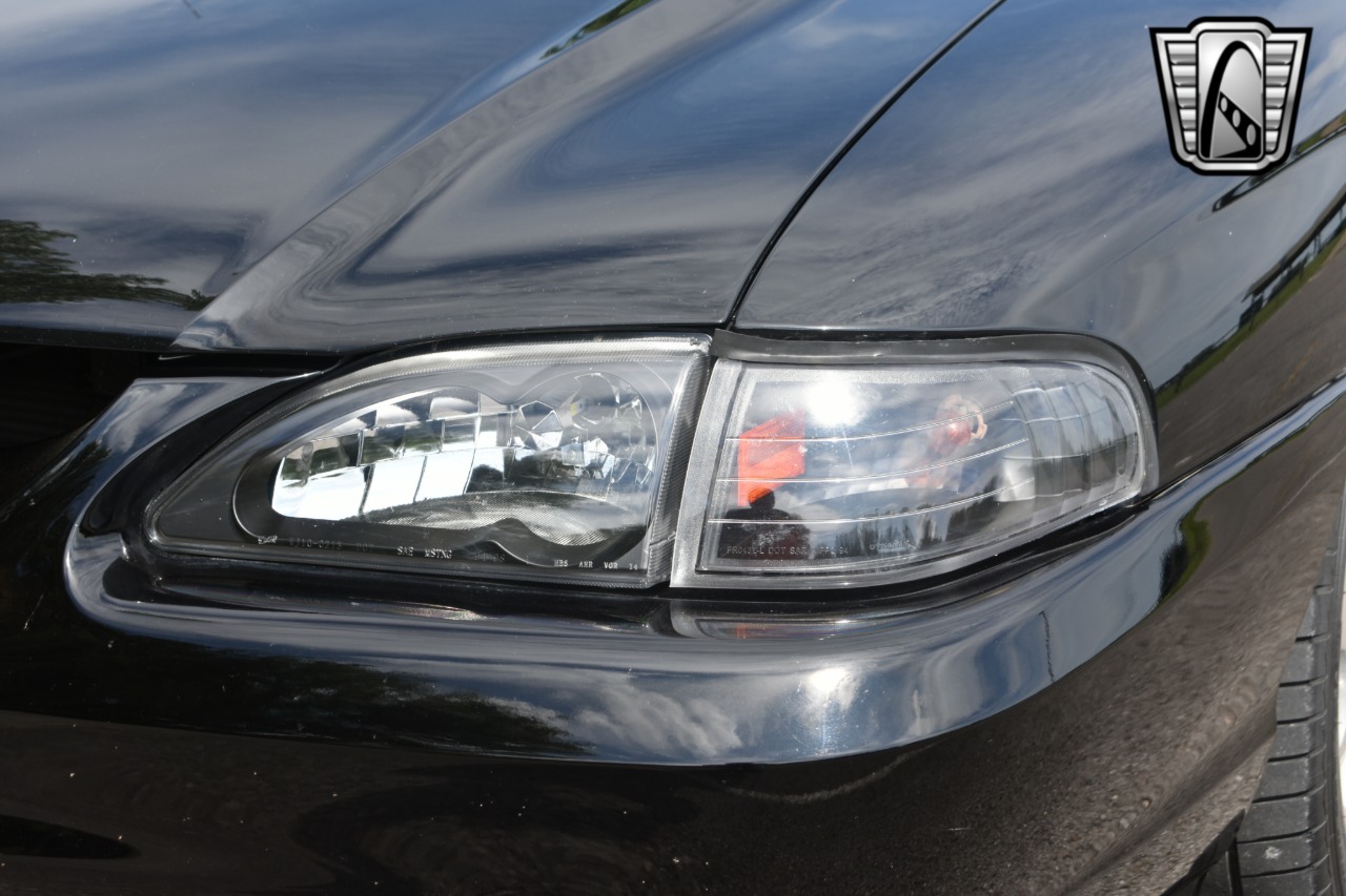 1995 Ford Mustang SVT Cobra 65