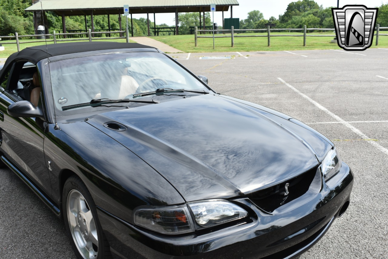1995 Ford Mustang SVT Cobra 67