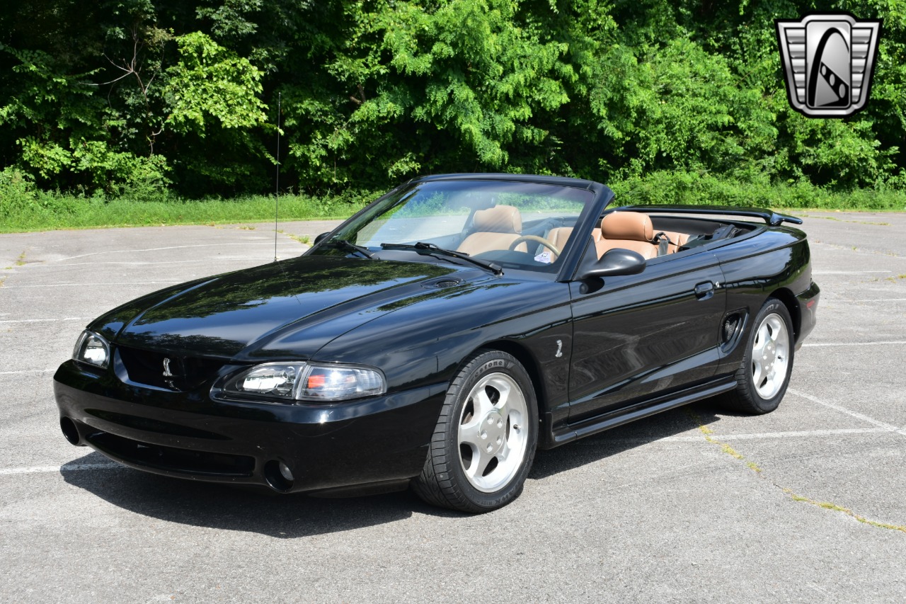 1995 Ford Mustang SVT Cobra 8
