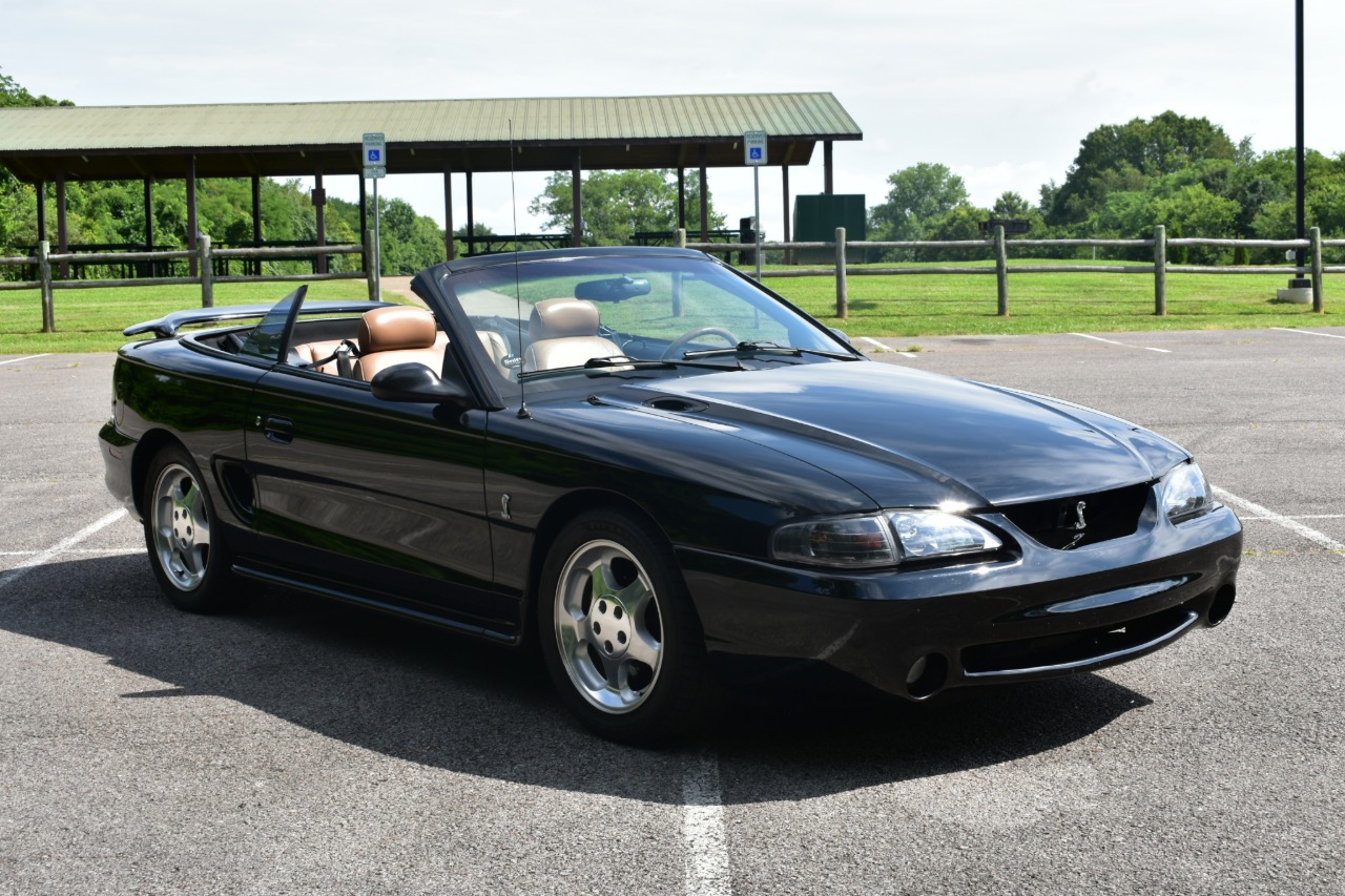 1995 Ford Mustang SVT Cobra 53
