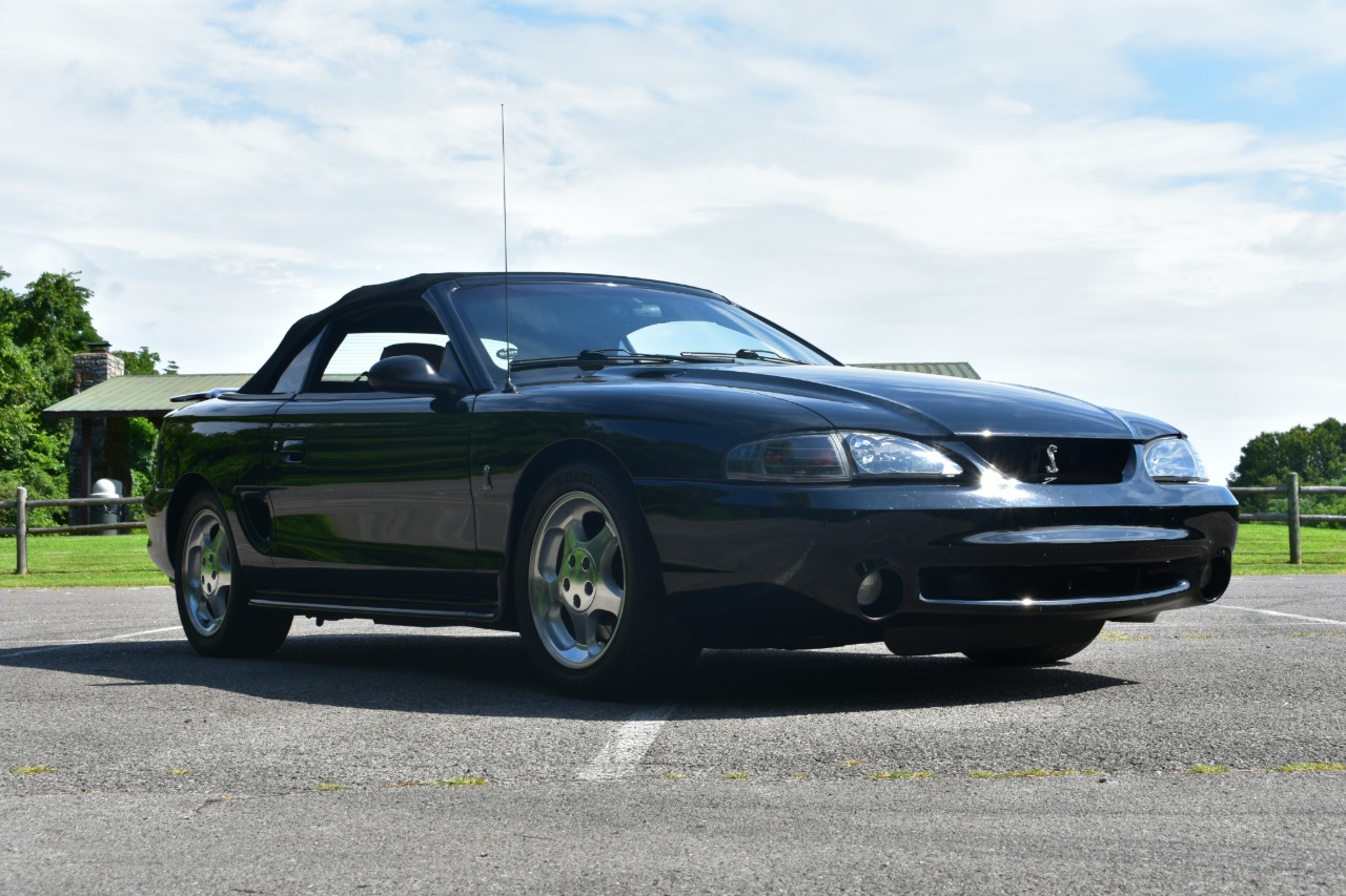 1995 Ford Mustang SVT Cobra 5