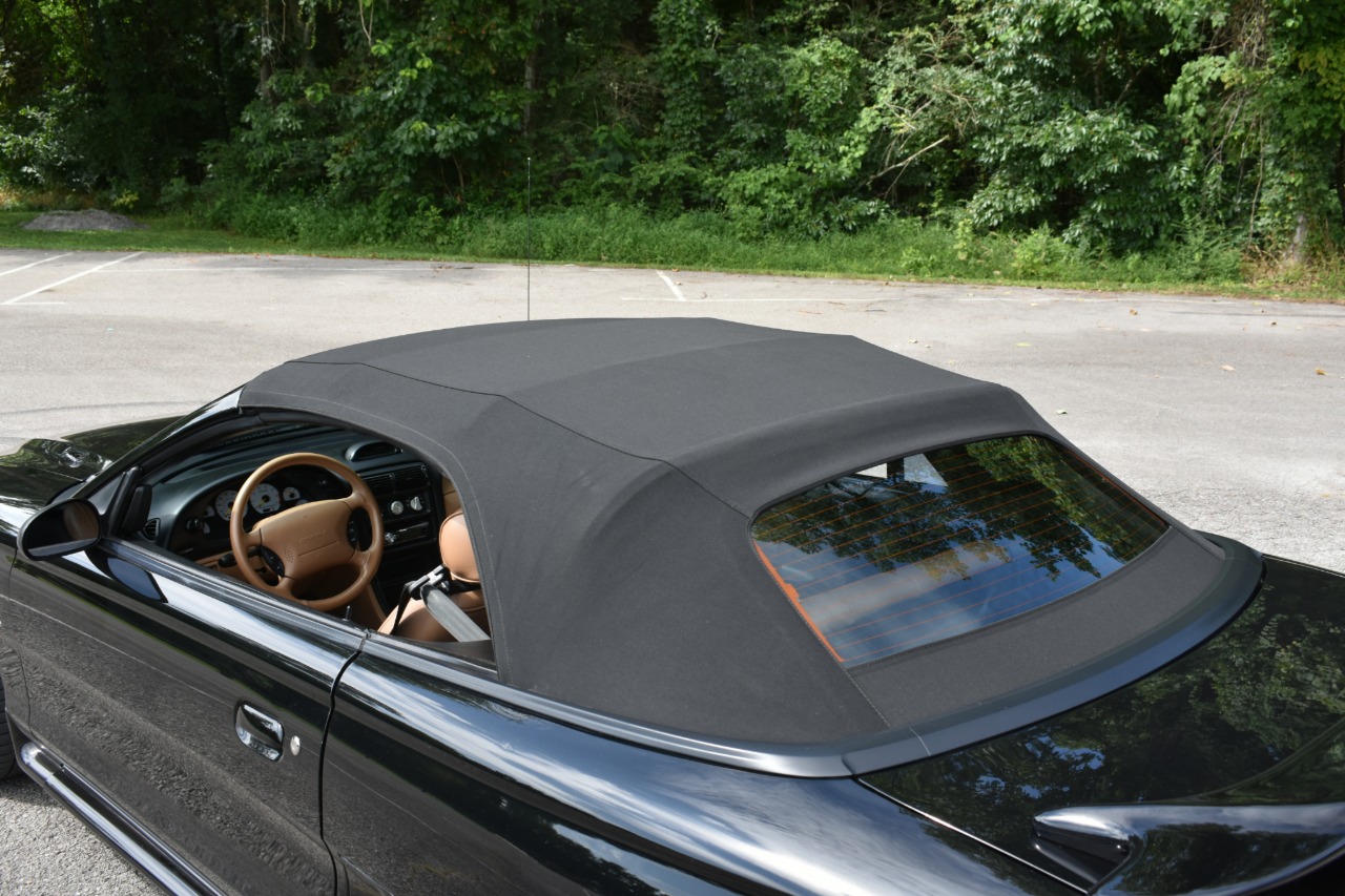 1995 Ford Mustang SVT Cobra 82