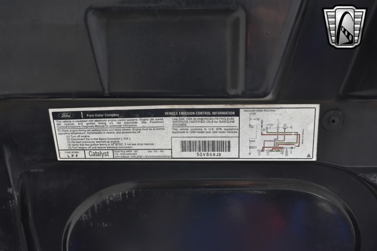 1995 Ford Mustang SVT Cobra 60